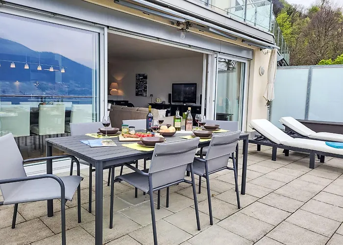 Splendid Maggiore View By Interhome דירה Gambarogno